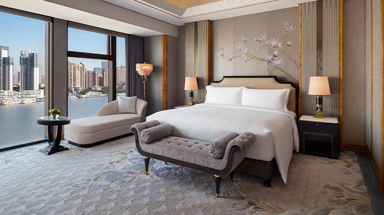 the st regis on the bund shanghai Metropolitan Suite Bedroom